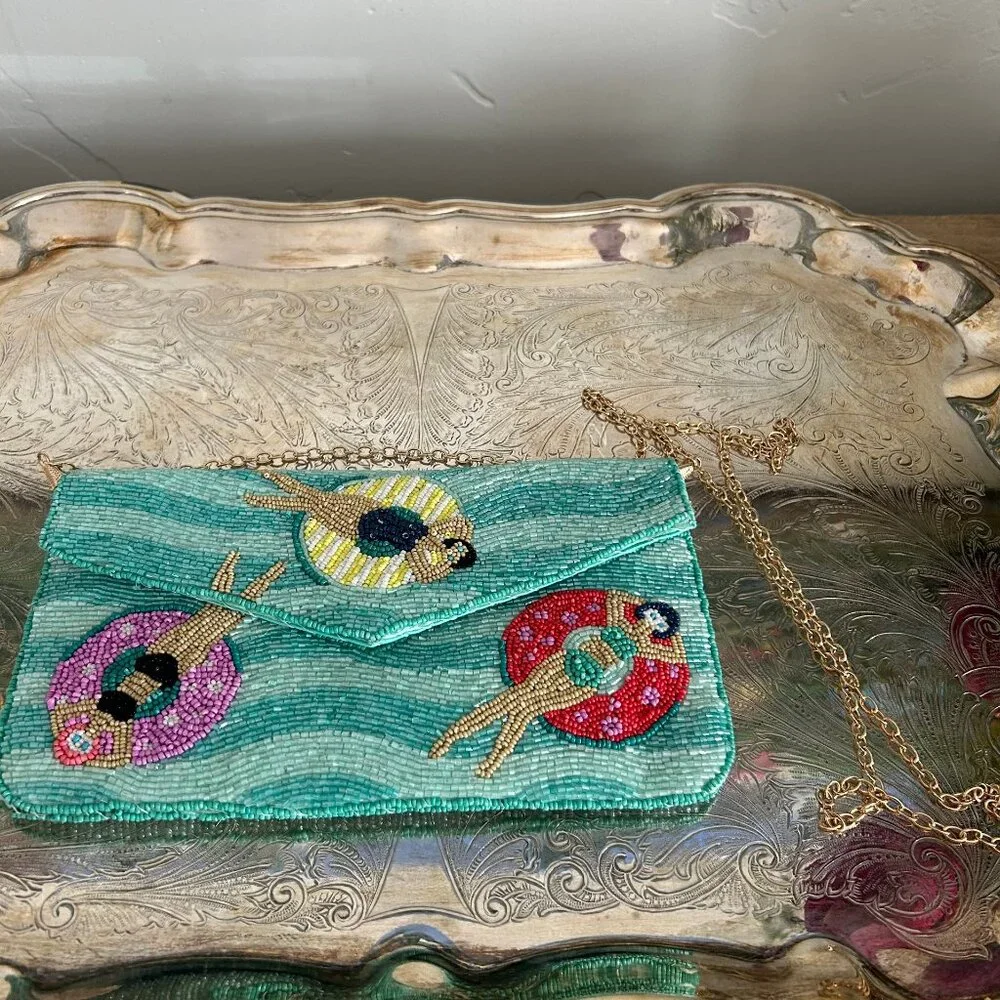 Beaded Pool Summer Clutch - Picture 3 of 3